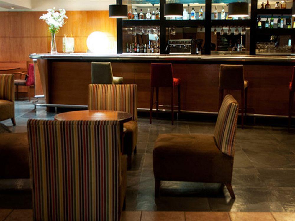Nh Ciudad De Santiago Hotel Bagian luar foto