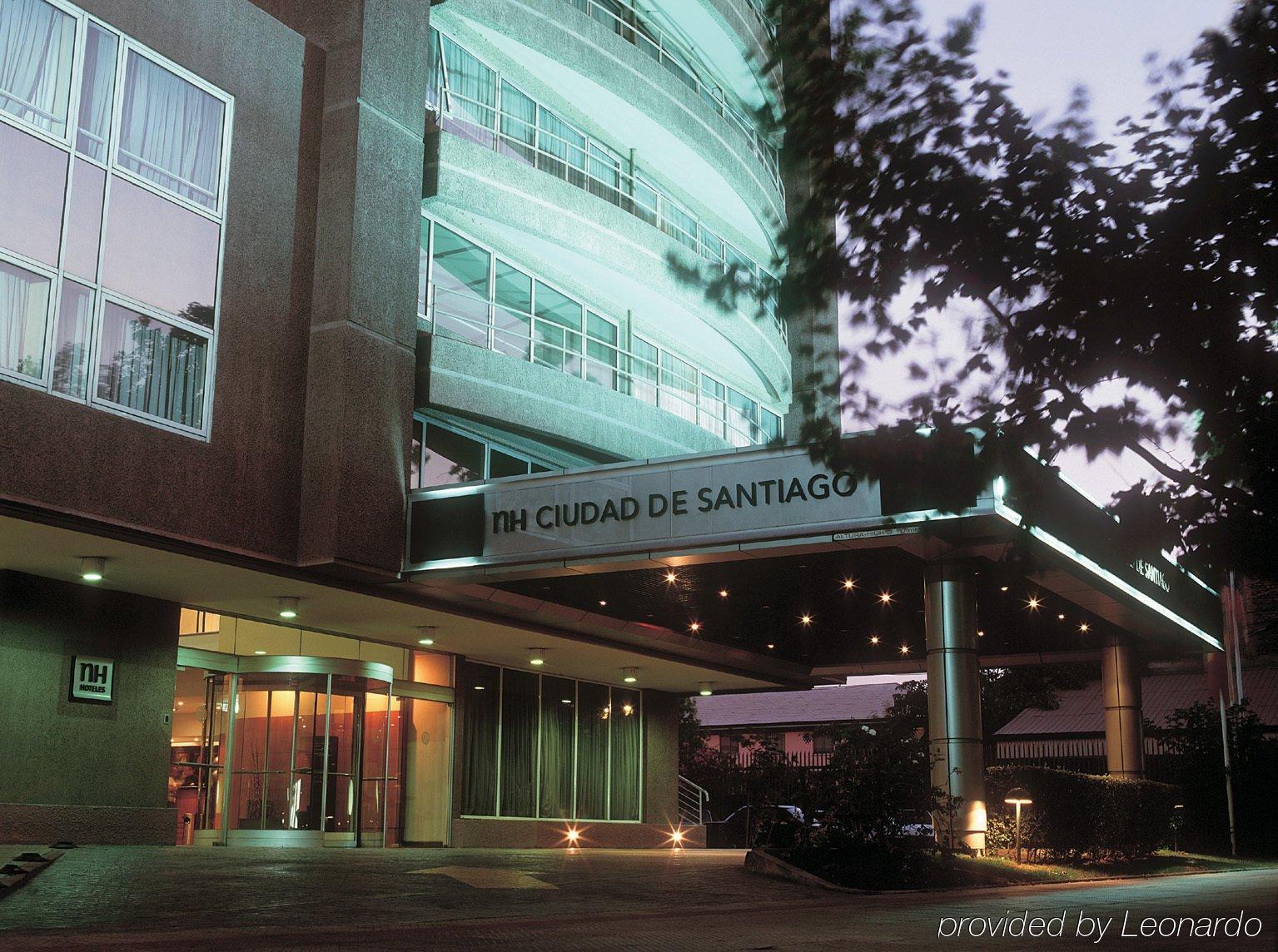 Nh Ciudad De Santiago Hotel Bagian luar foto